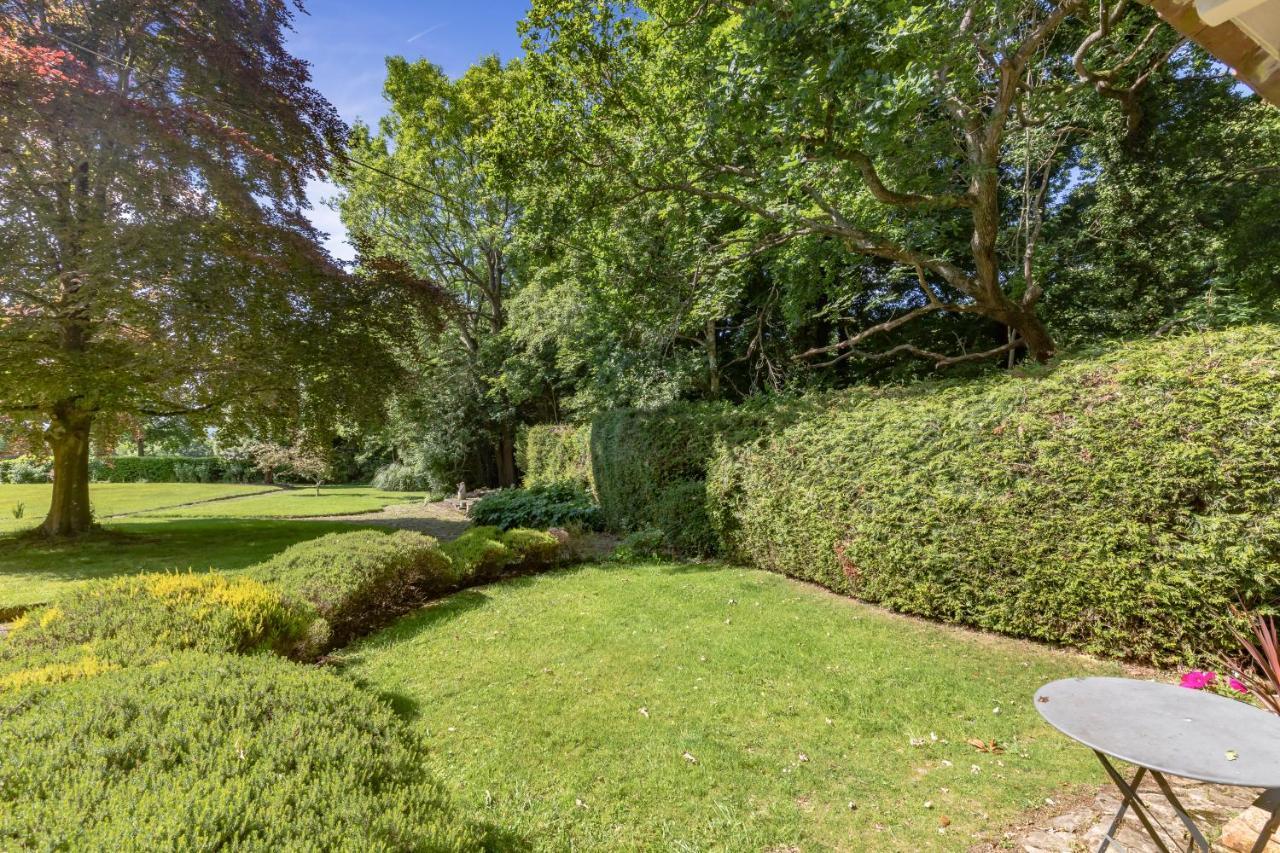Old Mill Lodge By Huluki Sussex Stays Hurstpierpoint Exterior photo